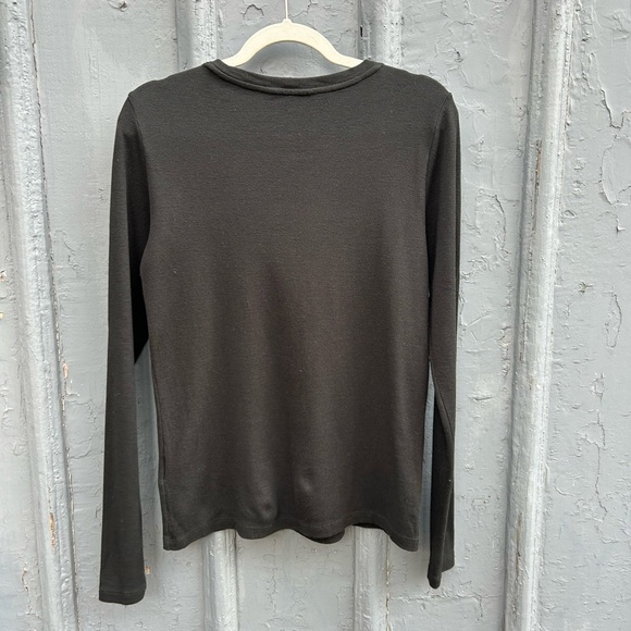 Club Monaco Ribbed Long Sleeved Tee, Large - Picture 3 of 7
